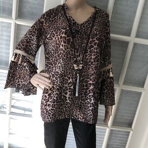 Luxe Moda animal print flowing bell sleve long top